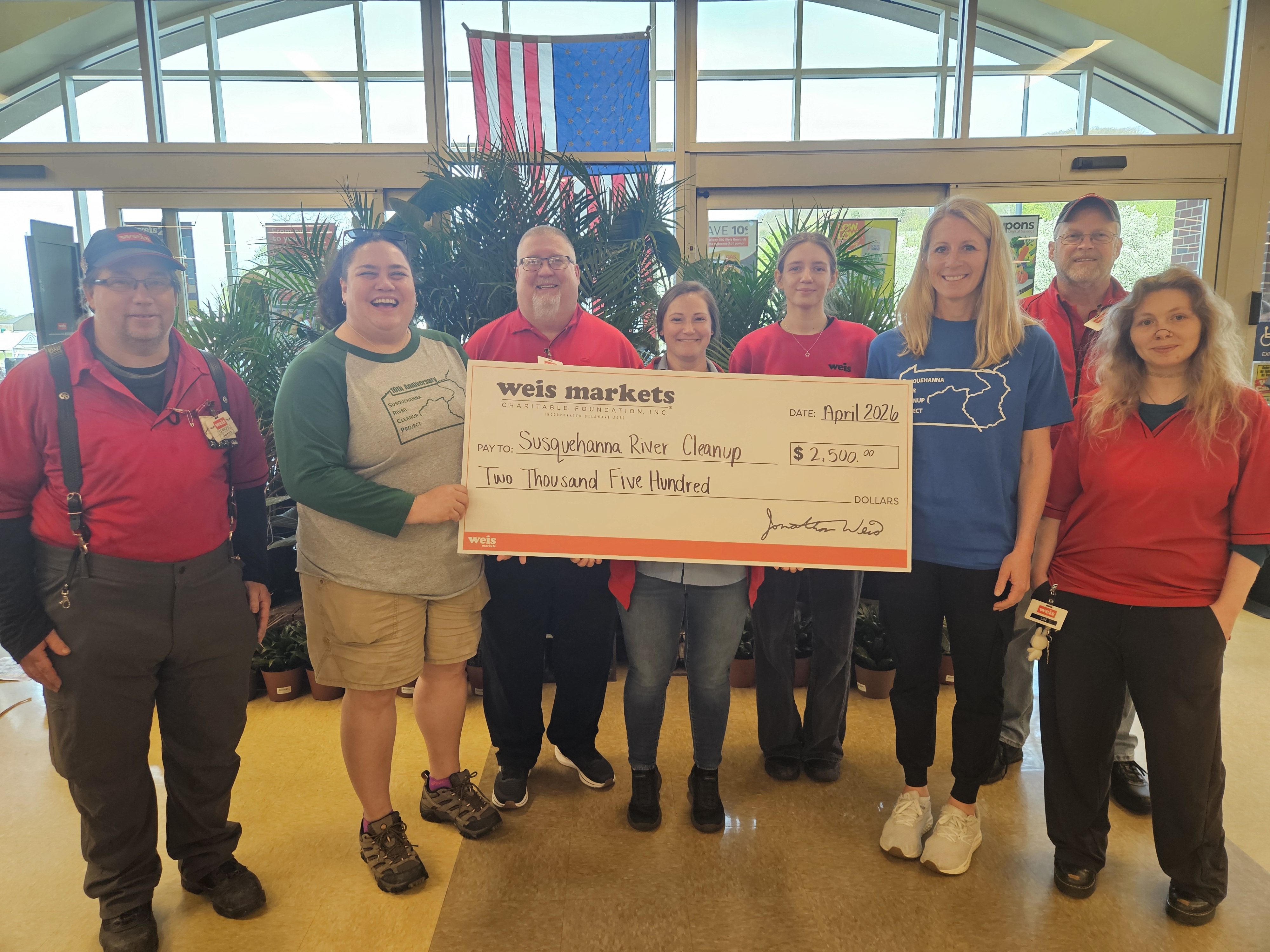 Weis Markets Donation to Sunbury Revitalization Clean-Up 2026